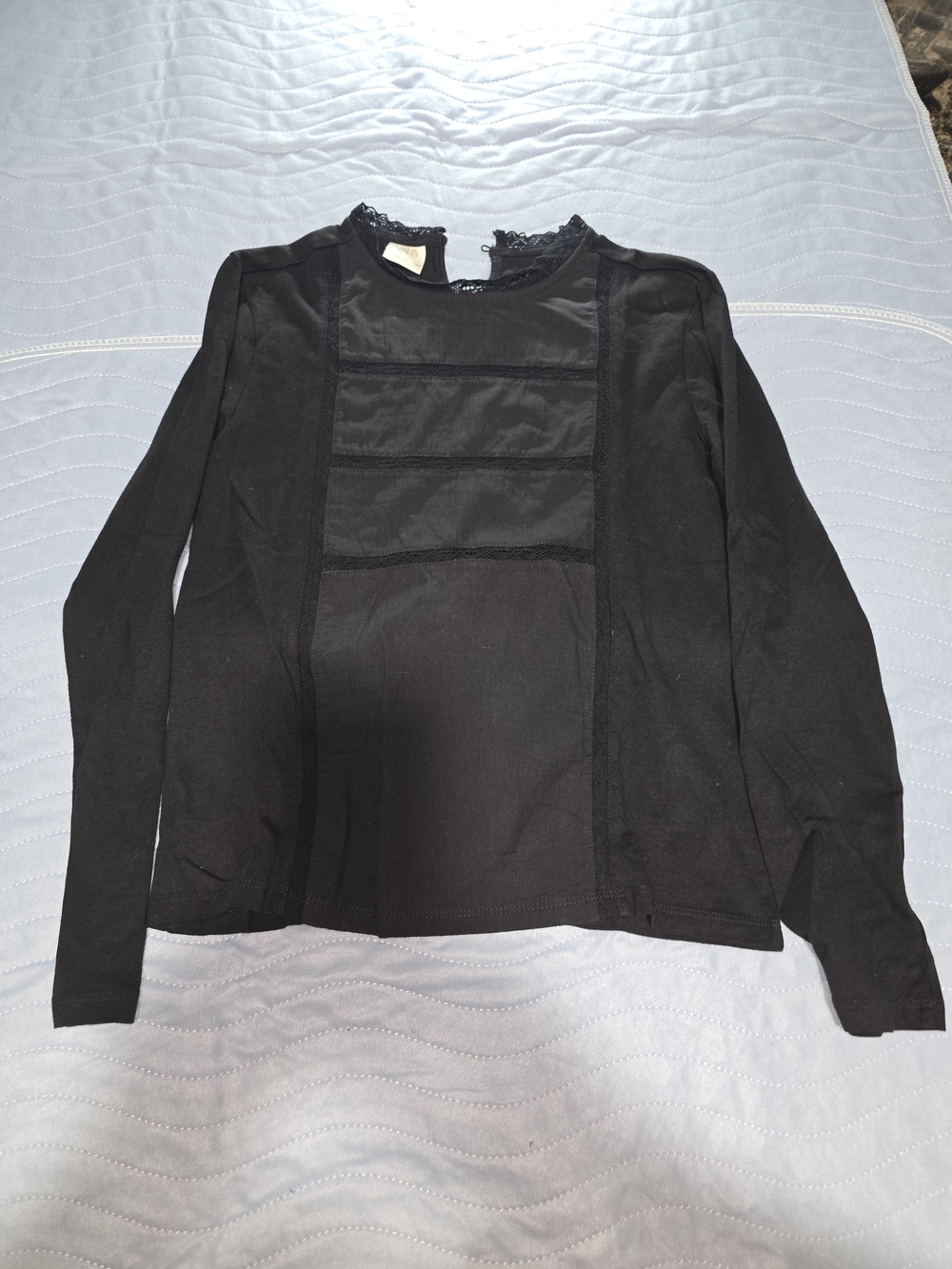Black Lace-Trim Long Sleeve Women's Top